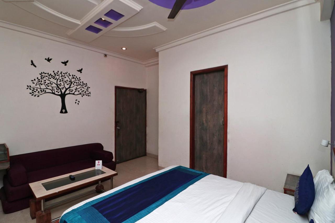 Hotel Deep Kanpur Exterior foto